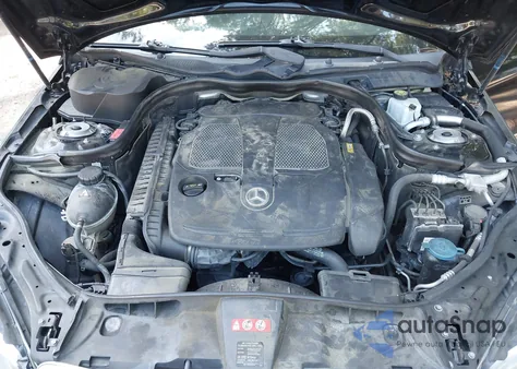 2012 Mercedes-Benz E 350 4Matic z USA, uszkodzony, nr VIN WDDHF8JB3CA654947